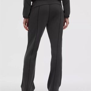 lululemon black Softstreme sweat pants